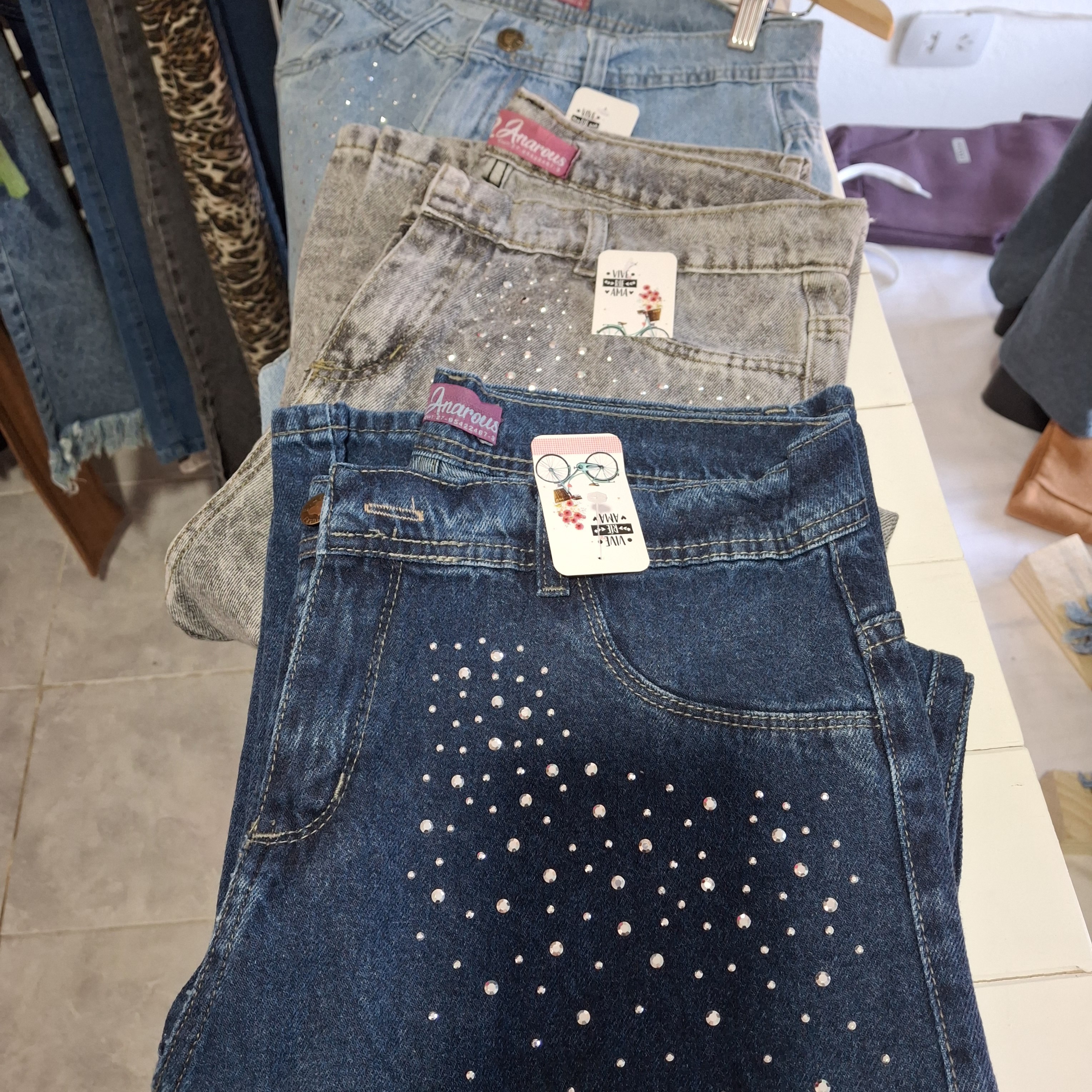 Wideleg rígido con estras